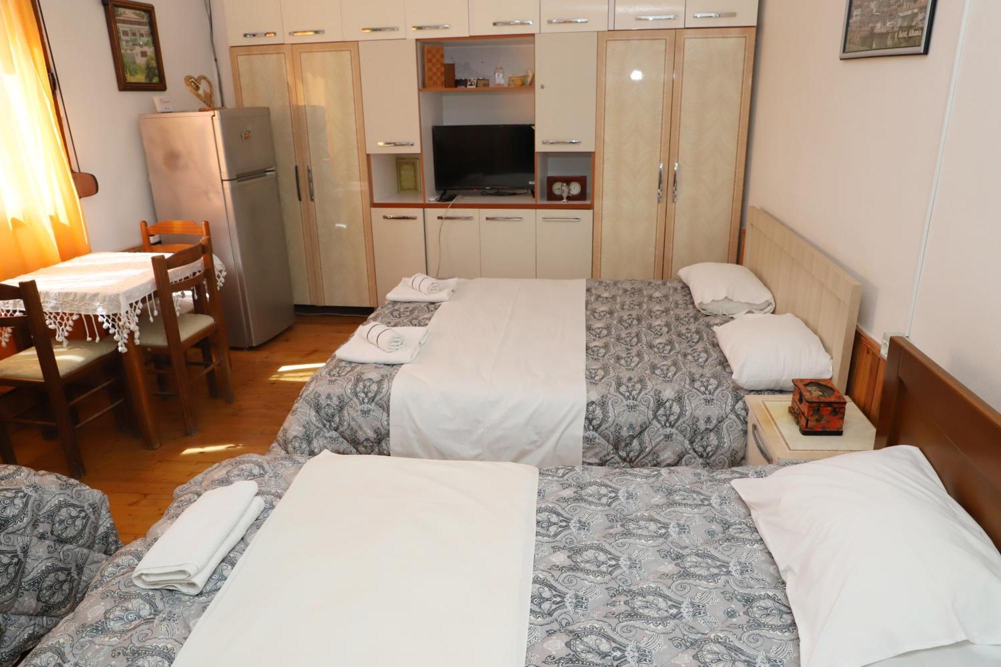 Elvi Aerd Apartment Berat Exteriér fotografie