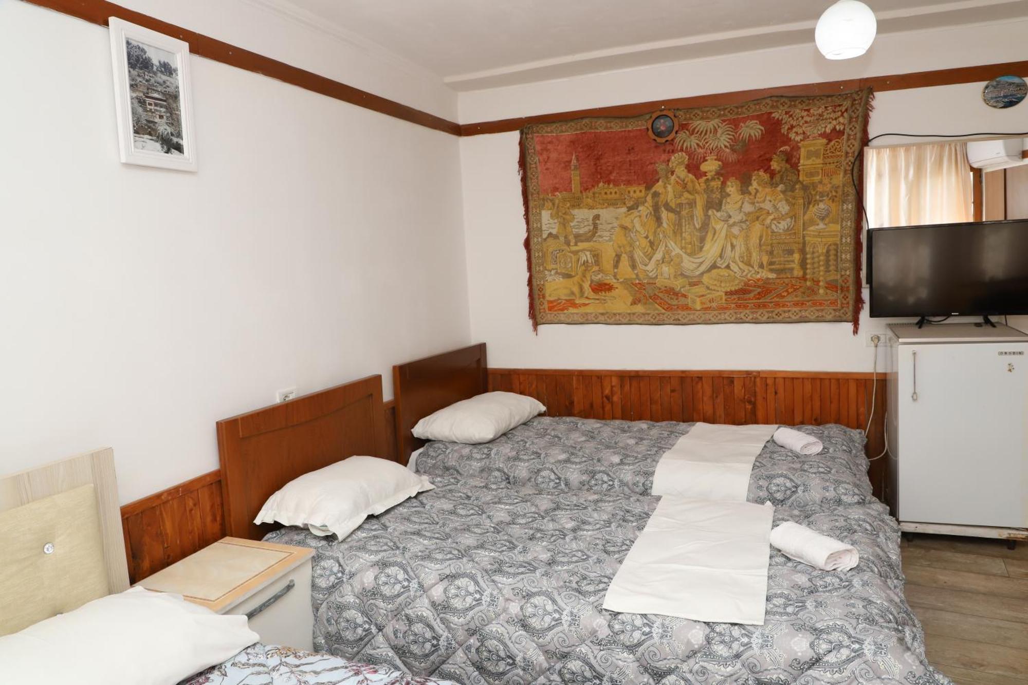 Elvi Aerd Apartment Berat Exteriér fotografie